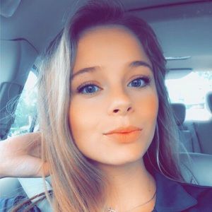 Meet your Posher, Brianna